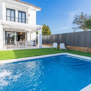 Pareado Con Piscina En , El Rompido España